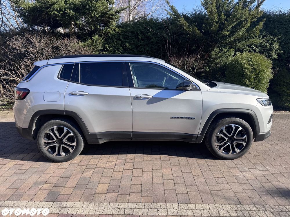 Jeep Compass - 4
