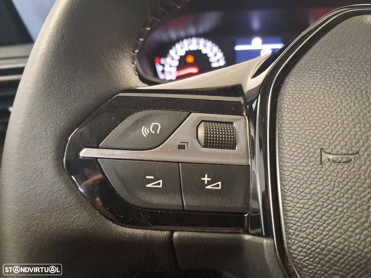 Peugeot 208 1.2 PureTech Active - 16