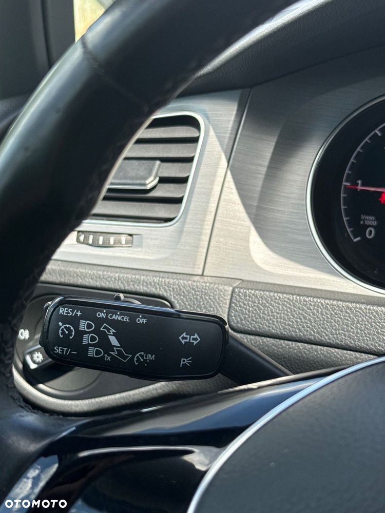 Volkswagen Golf Variant - 21