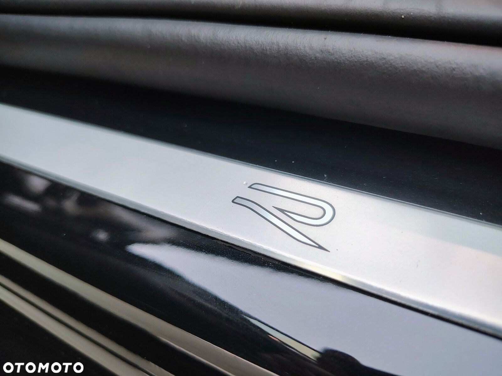 Volkswagen Passat - 34