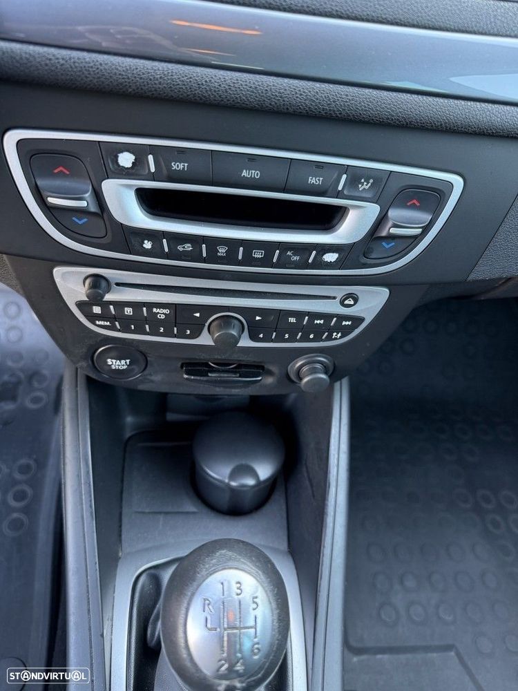 Renault Mégane Sport Tourer 1.5 dCi GT Line - 26