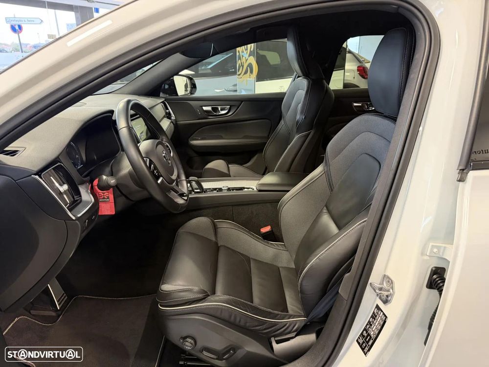 Volvo V60 2.0 B4 R-Design Geartronic - 9