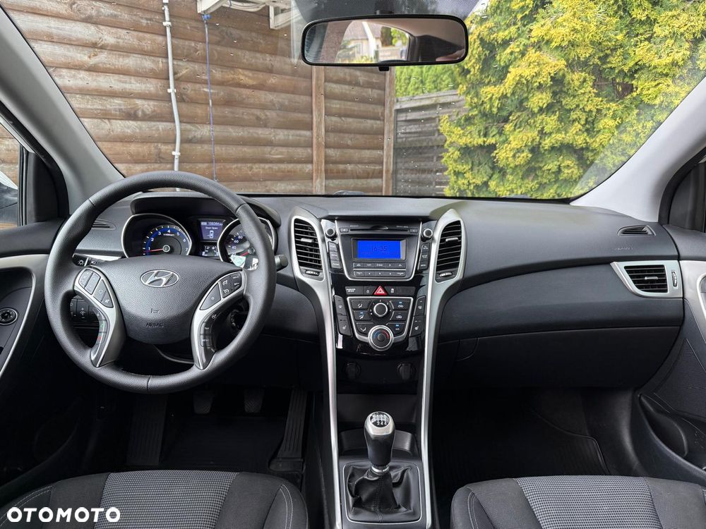 Hyundai i30 1.4 Classic + - 14