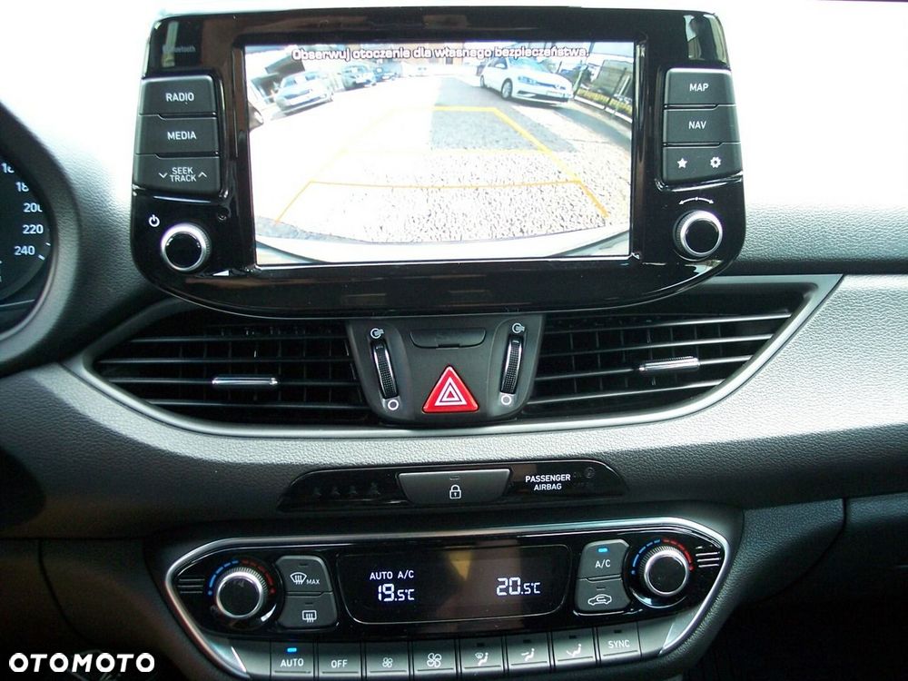 Hyundai i30 1.4 T-GDI GO Plus - 25