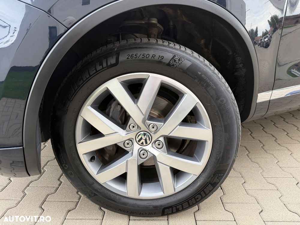Volkswagen Touareg - 8