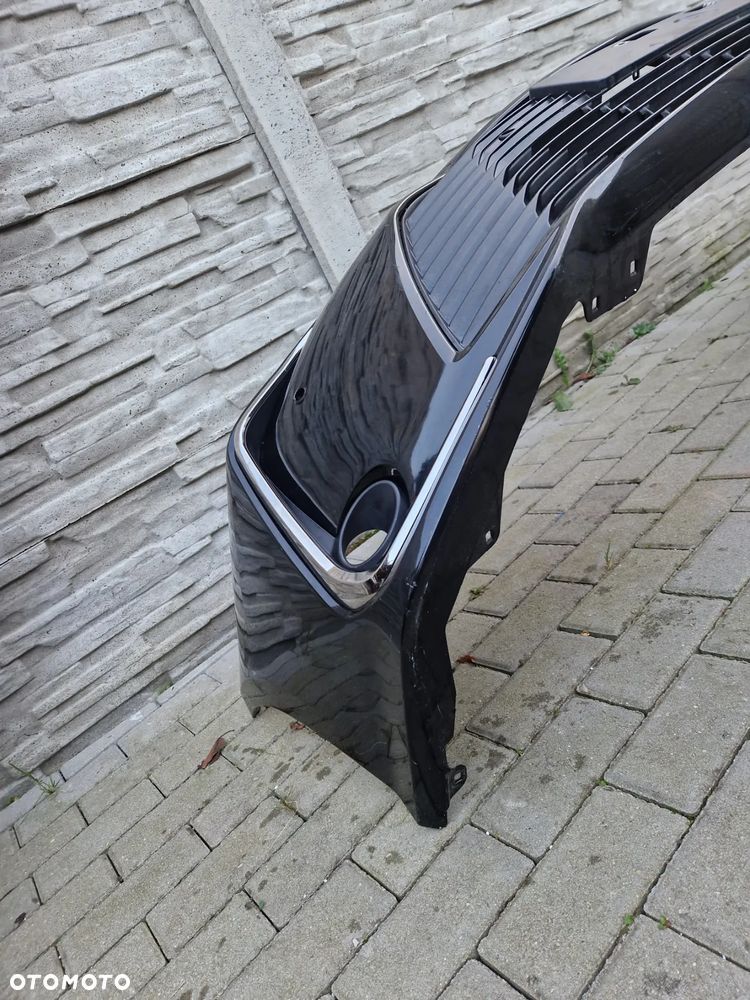 Zderzak Toyota Corolla XII E210 E21 sedan - 3