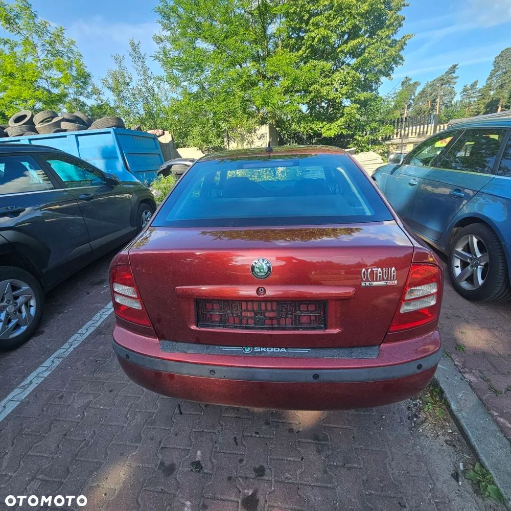 Zderzak tył / Skoda Octavia (2003r)  (kod lak: 9770) - 4