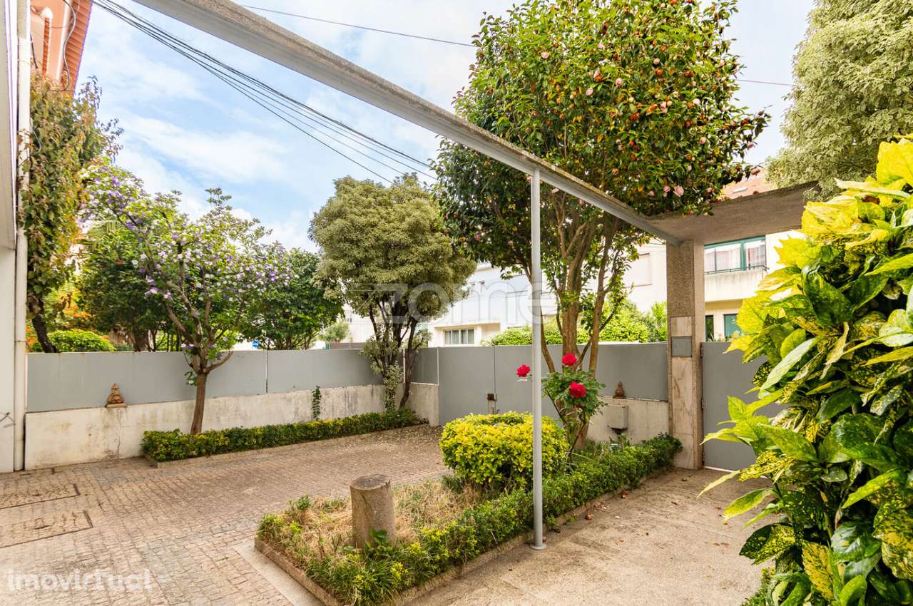 Moradia T3 com Jardim e Terraço | 3 Pisos | Áreas Amplas | Porto - Grande imagem: 4/40