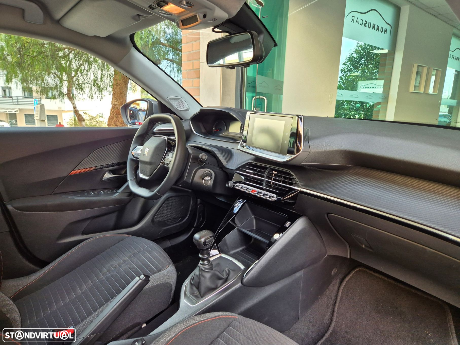 Peugeot 2008 1.2 PureTech Active Pack - 12