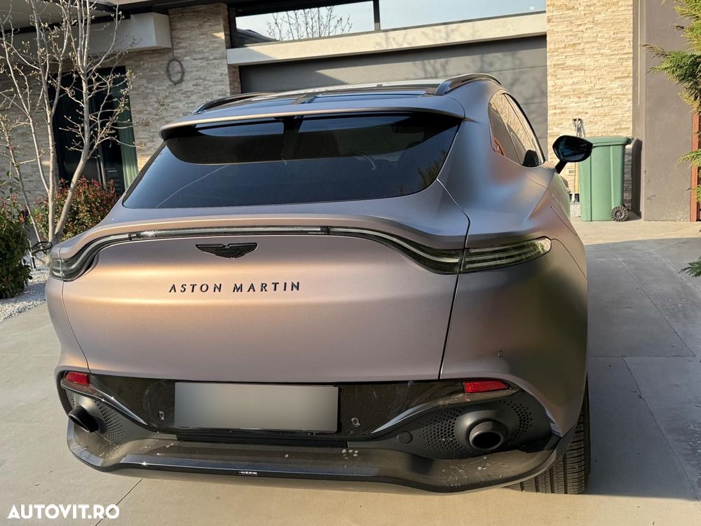 Aston Martin DBX Standard - 11