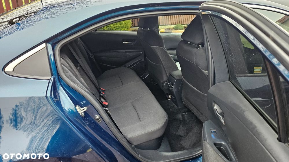 Toyota Corolla 1.8 Hybrid Style - 18