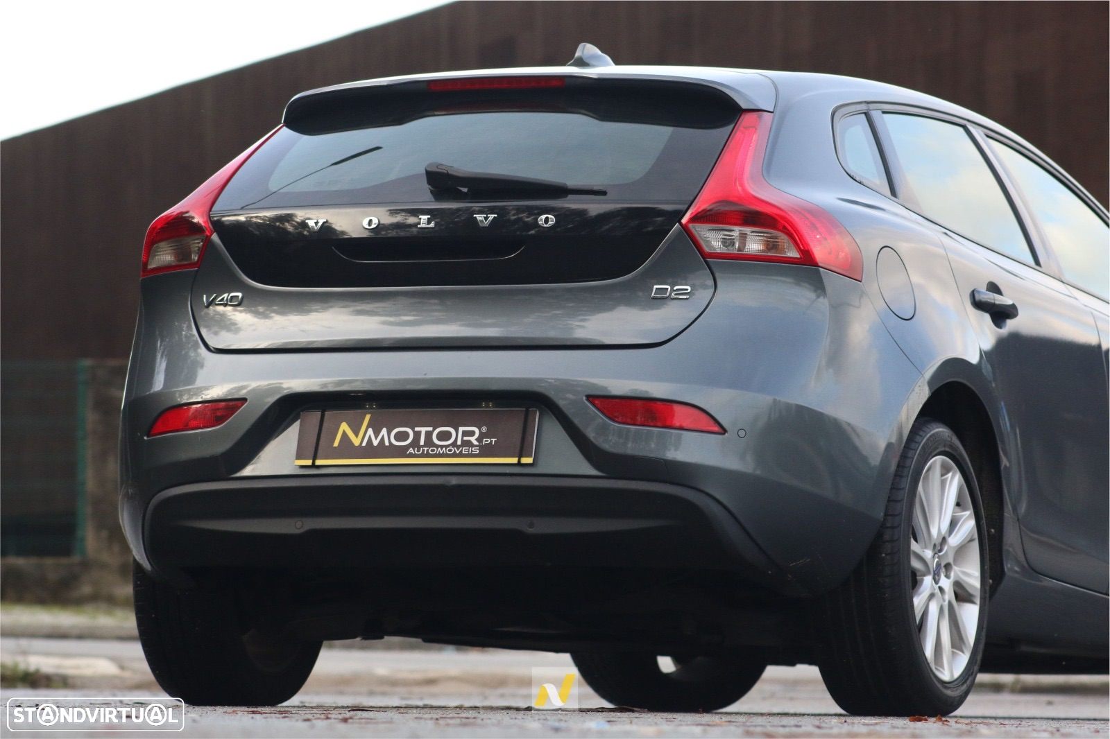 Volvo V40 1.6 D2 Momentum Powershift Eco - 6