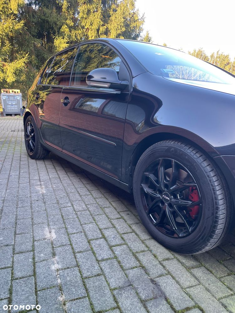 Volkswagen Golf - 10