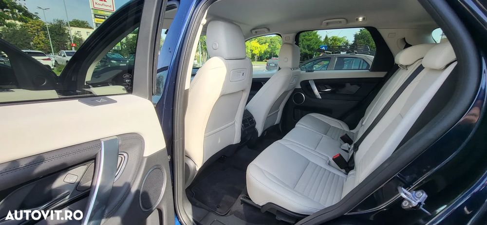 Land Rover Discovery Sport 1.5 P300e PHEV SE - 10