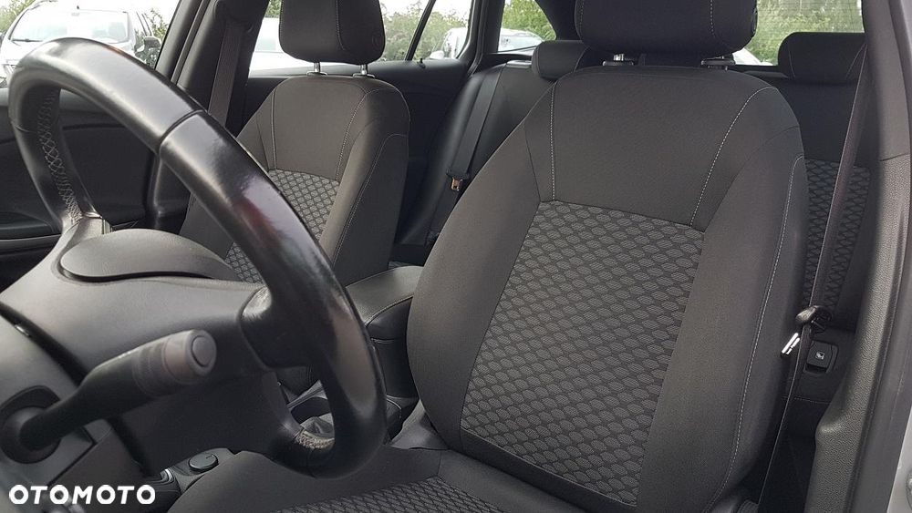 Opel Astra 1.6 CDTI Essentia - 19