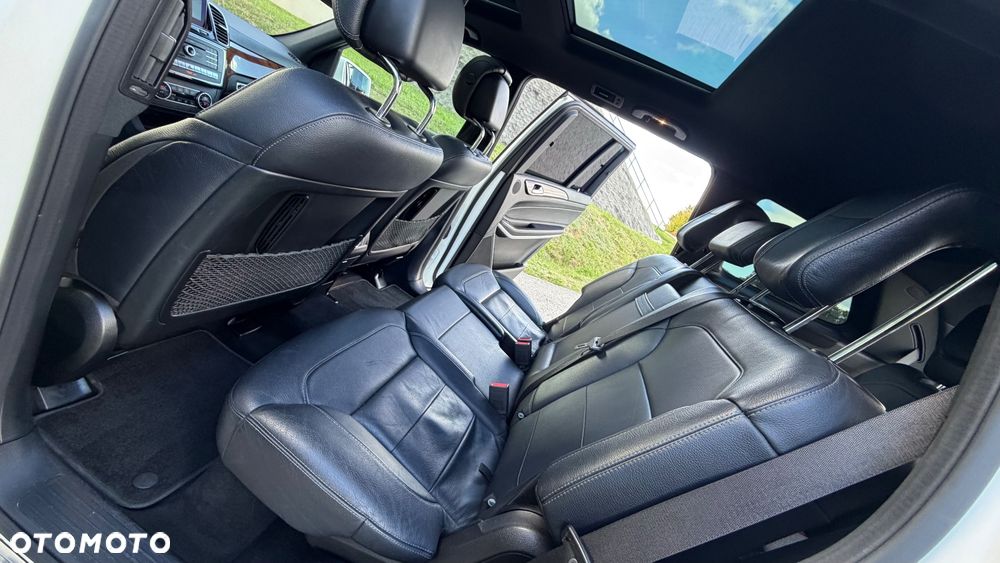 Mercedes-Benz GLS - 31