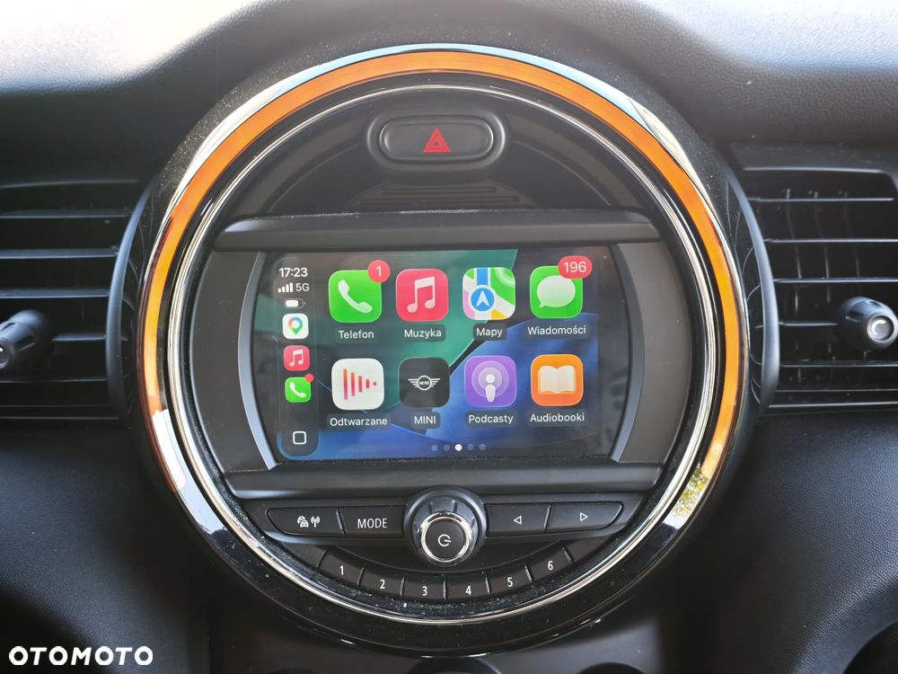 MINI Cooper Essential Trim - 17