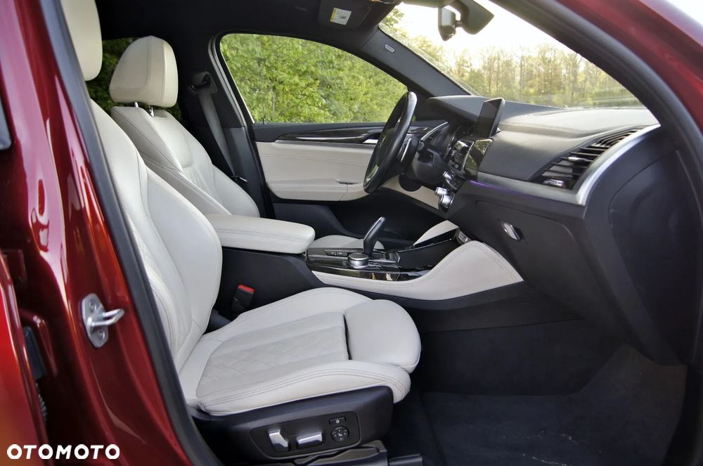 BMW X4 - 26
