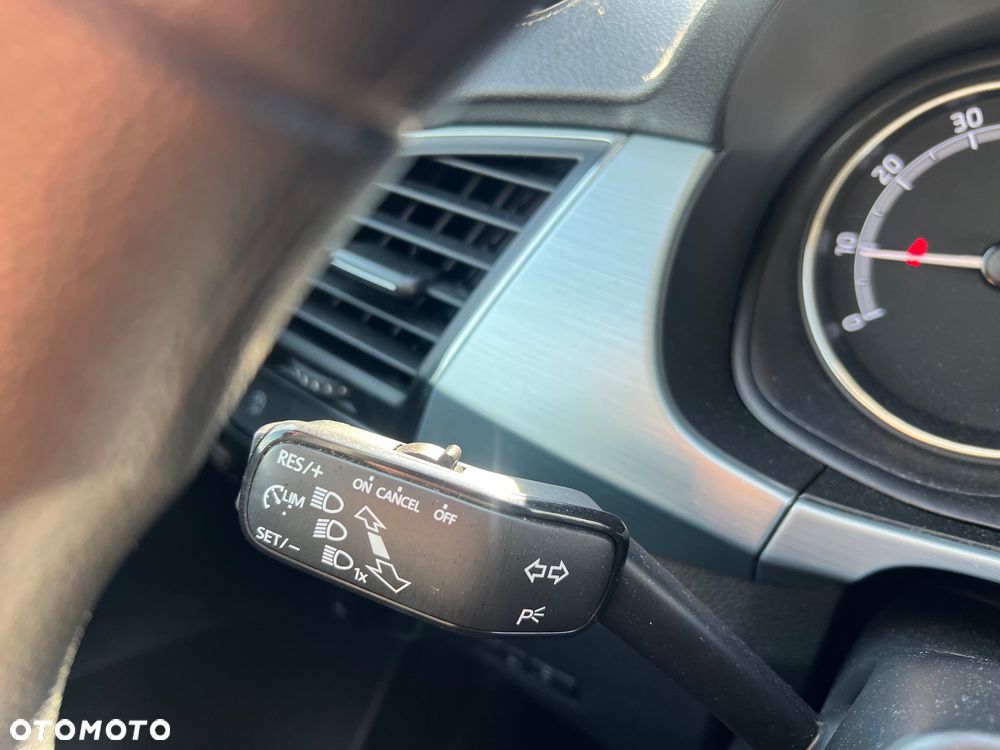 Skoda Fabia 1.0 Ambition - 34
