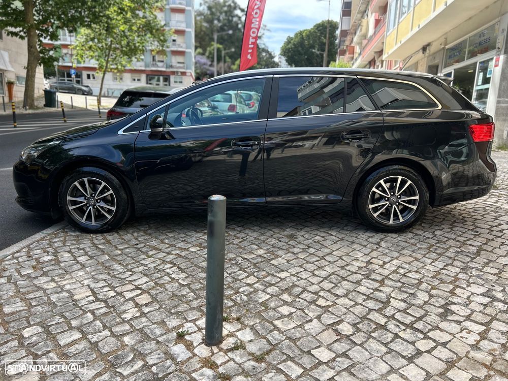 Toyota Avensis SW 2.0 D-4D Exclusive - 7