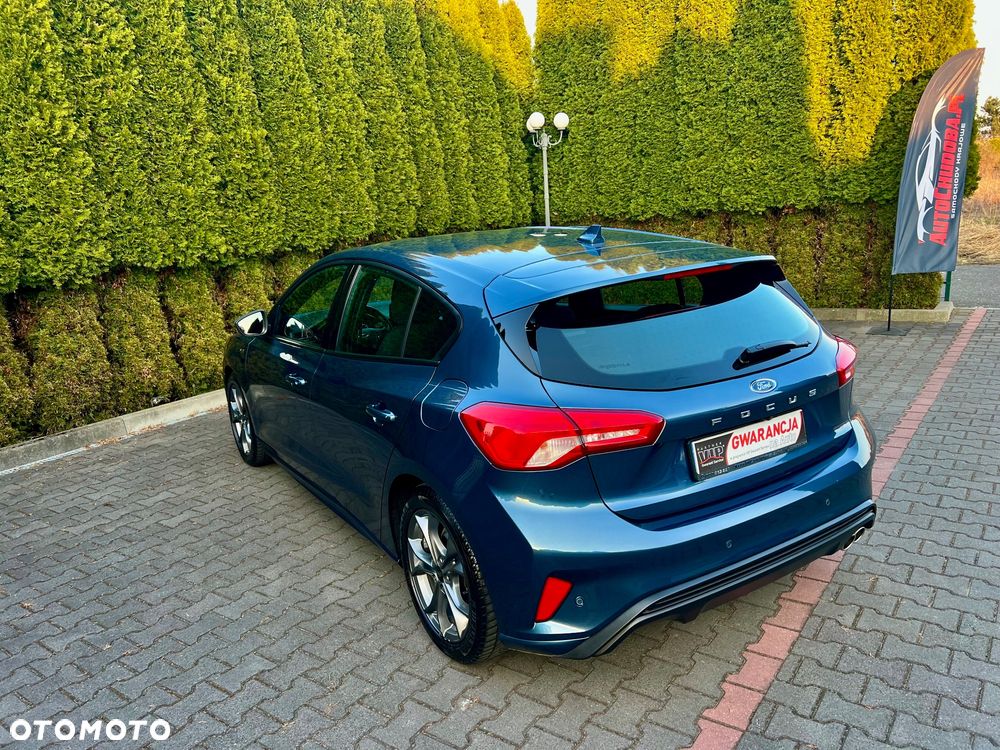 Ford Focus 1.5 EcoBlue Start-Stopp-System ST-LINE STYLE - 10
