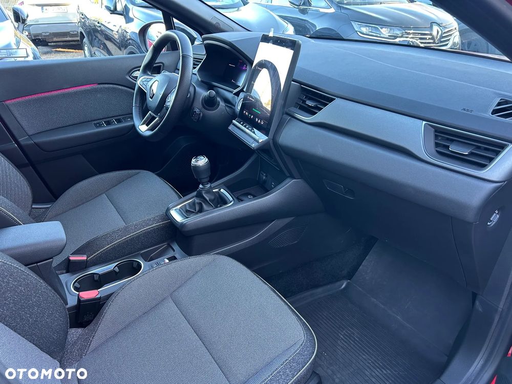 Renault Captur 1.3 TCe mHEV Techno - 16