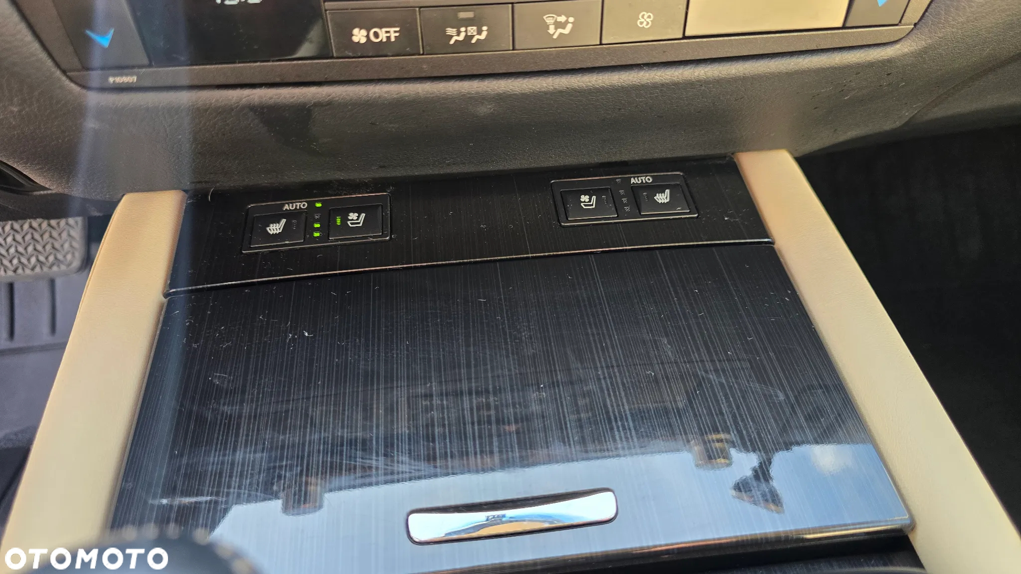 Lexus GS 300h Elite Business - 23