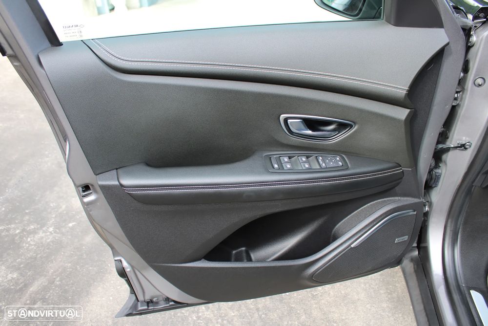 Renault Scénic dCi 110 FAP EDC Bose Edition - 49