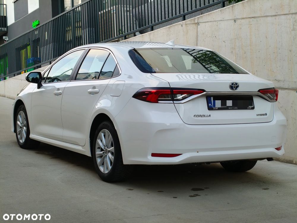 Toyota Corolla 1.8 Hybrid Comfort - 18