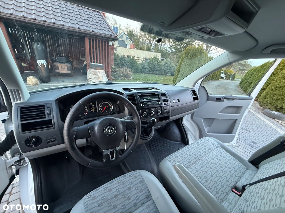 Volkswagen Transporter - 26