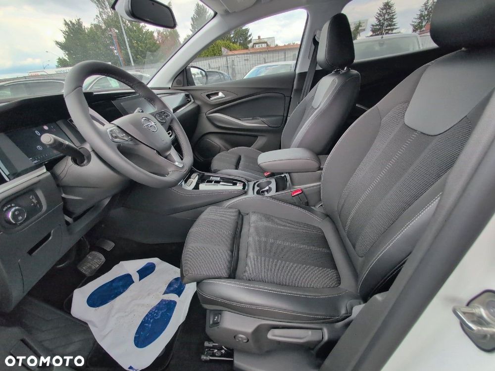 Opel Grandland 1.2 T Ultimate S&S - 9