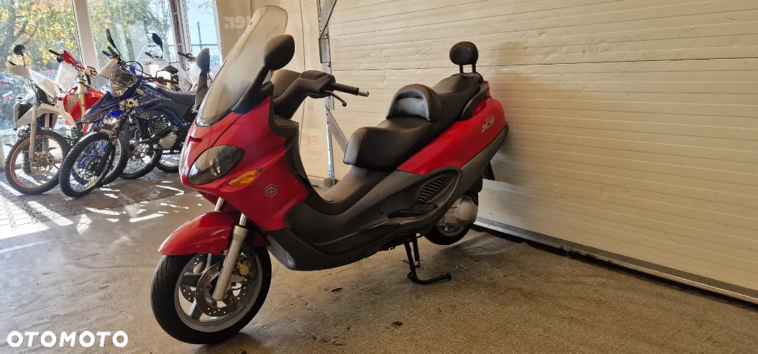 Piaggio X9 - 10