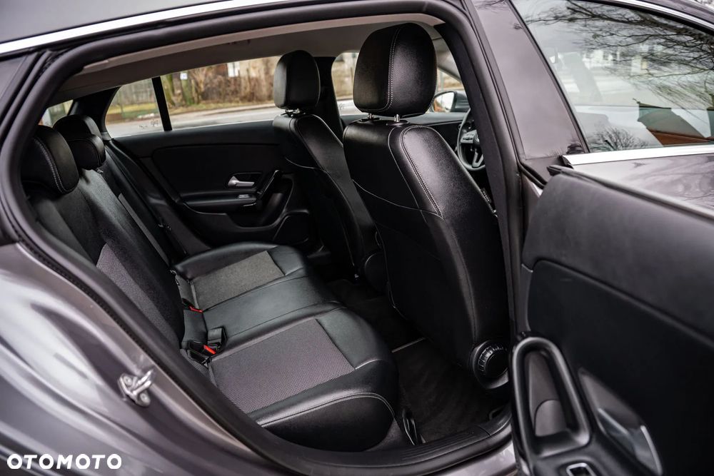 Mercedes-Benz CLA 180 d 7G-DCT Edition 2020 - 25