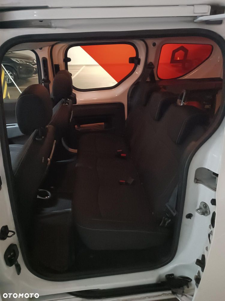Dacia Dokker 1.3 TCe Stepway - 8