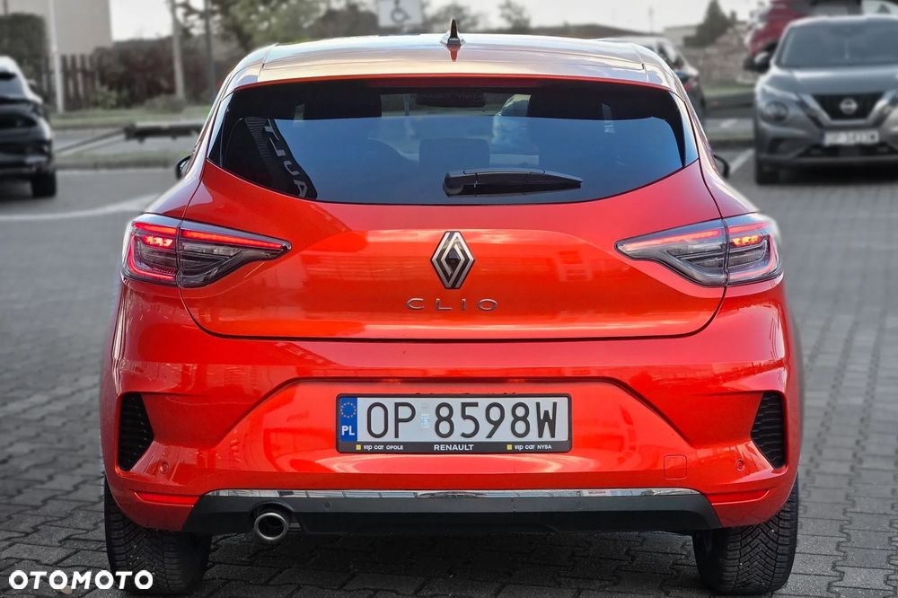 Renault Clio - 6
