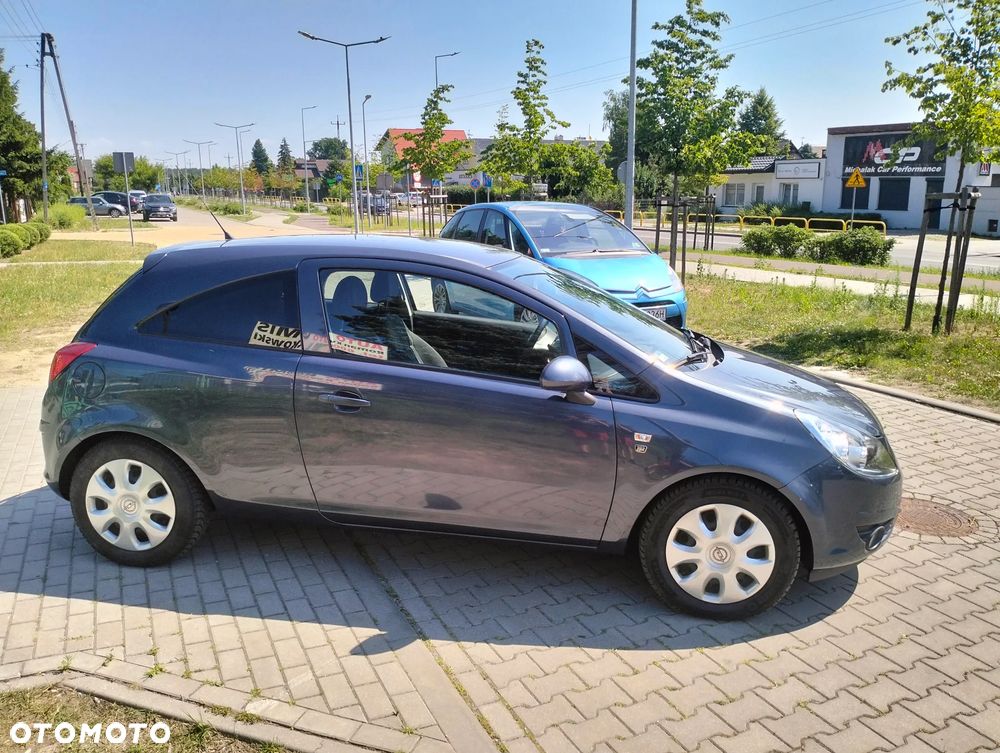 Opel Corsa 1.4 16V Active - 4