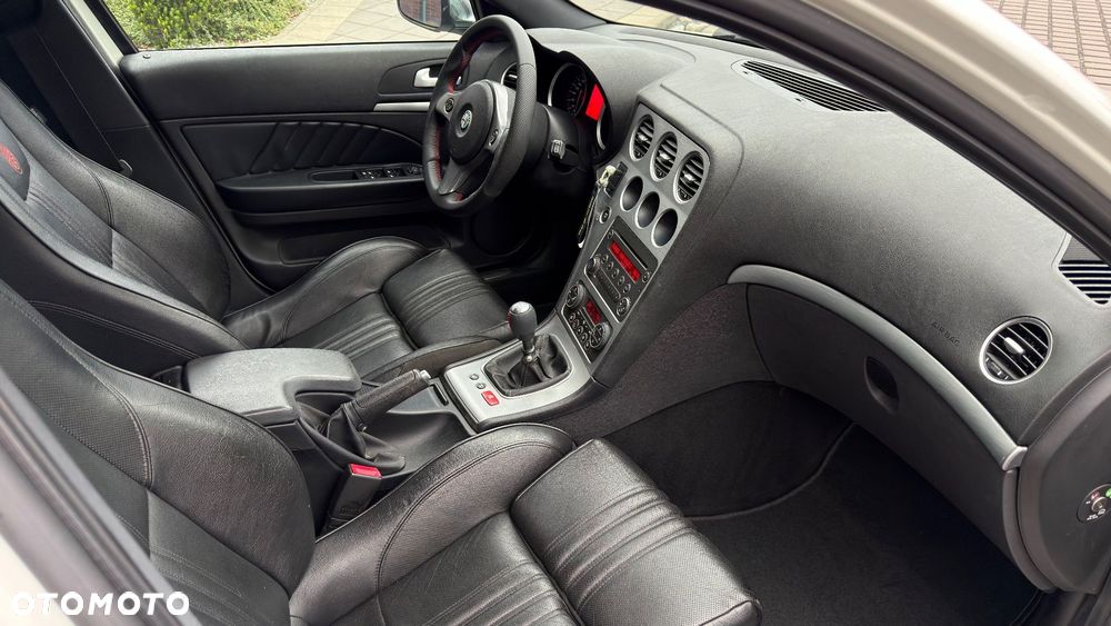 Alfa Romeo 159 1.9 JTDM 16V DPF ti - 33