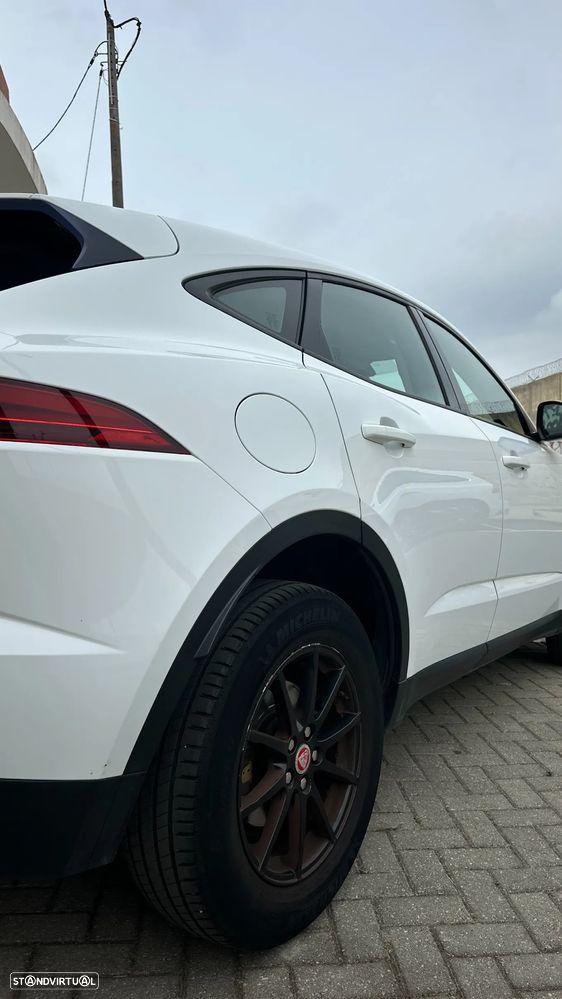 Jaguar E-Pace 2.0 i4D - 14