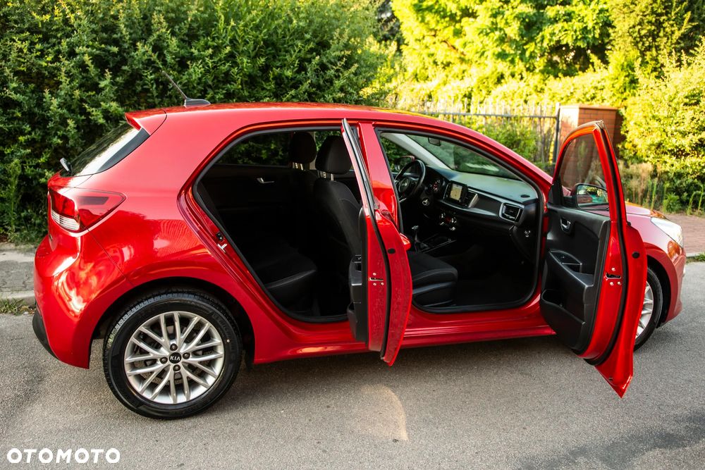 Kia Rio 1.4 Edition 7 - 8