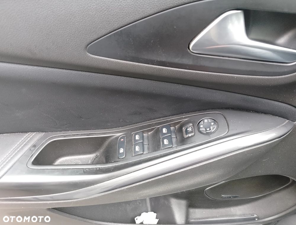 Opel Grandland X - 15