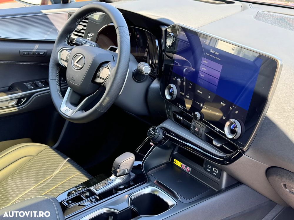 Lexus Seria NX 450h+ AWD CVT PHEV F Sport - 22