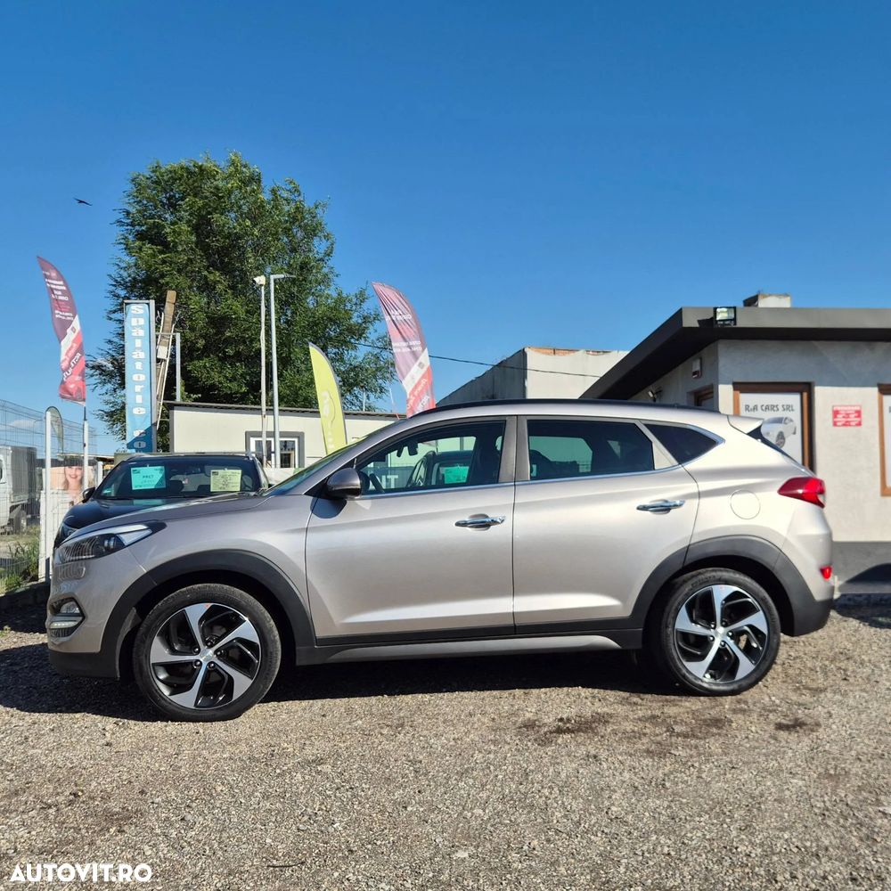 Hyundai Tucson 2.0 CRDI 4WD 6MT Luxury Pack+ - 5