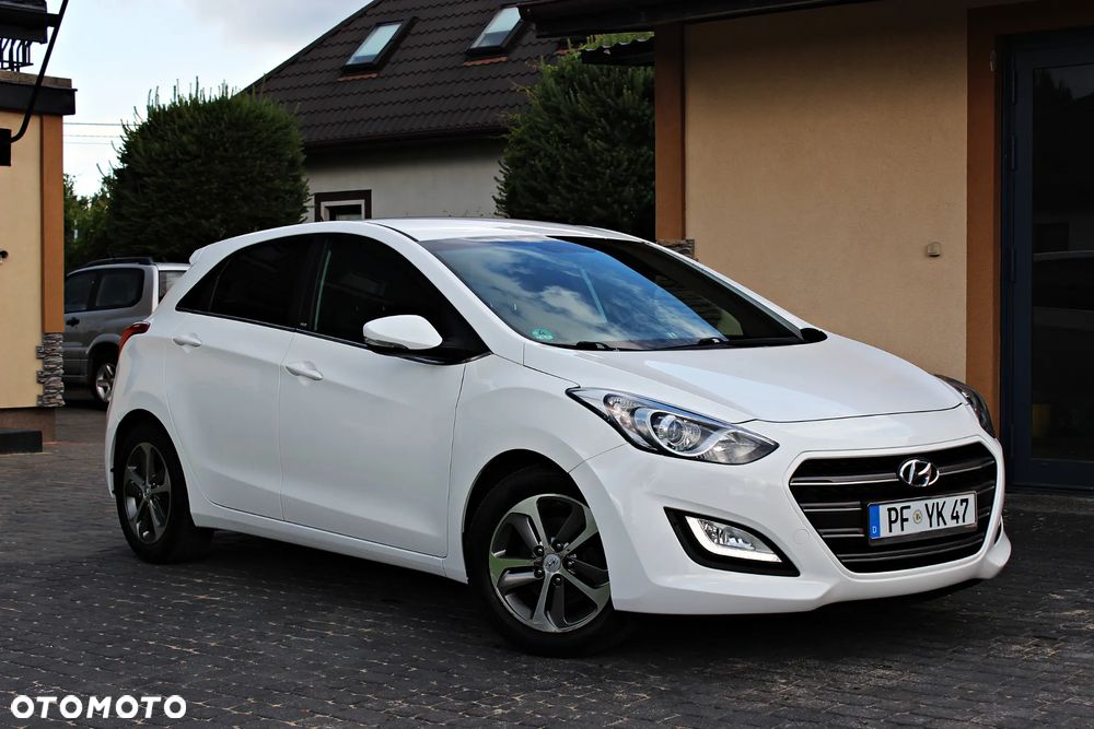 Hyundai i30 1.4 Select - 29