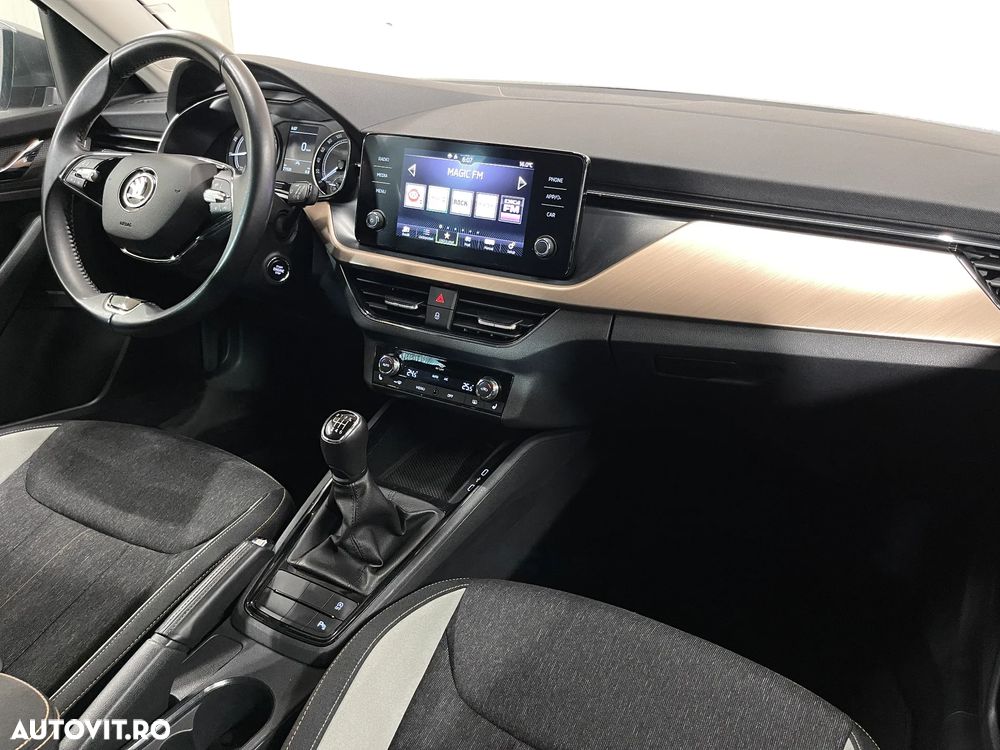 Skoda Kamiq 1.0 TSI Style - 8