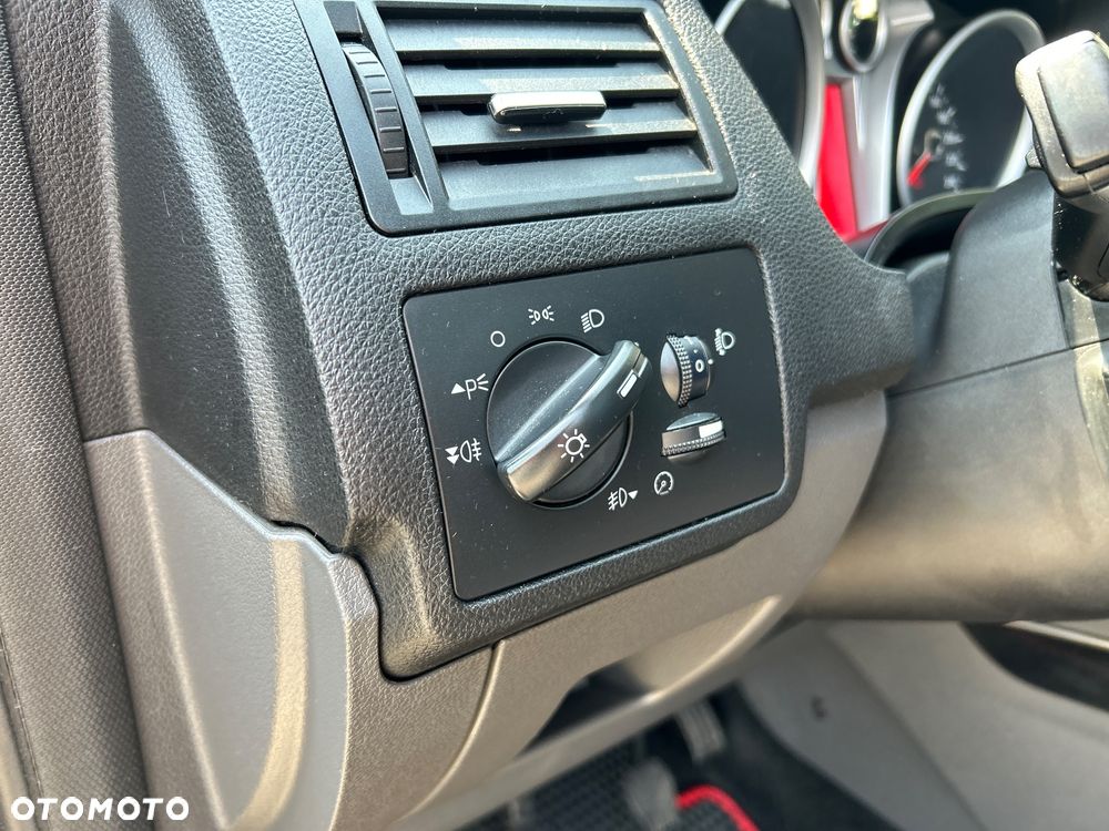 Ford Kuga - 18