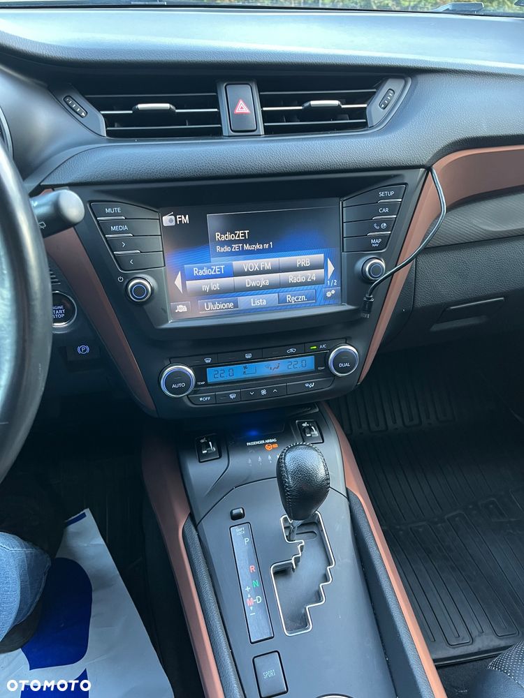 Toyota Avensis 1.8 Prestige MS - 18