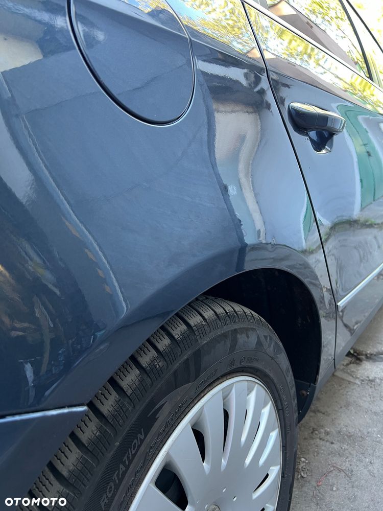 Volkswagen Passat 2.0 TDI Comfortline DSG - 18