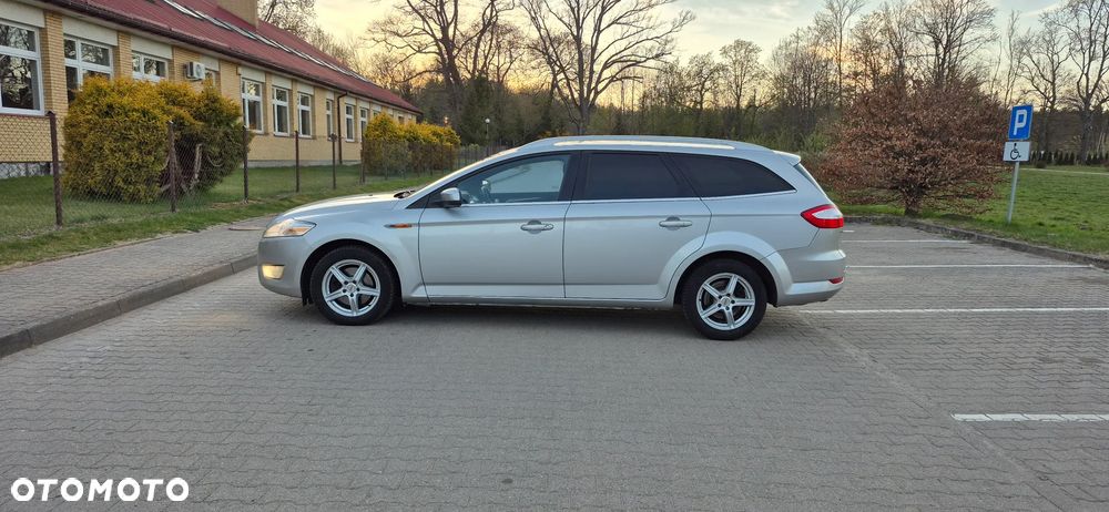 Ford Mondeo - 4