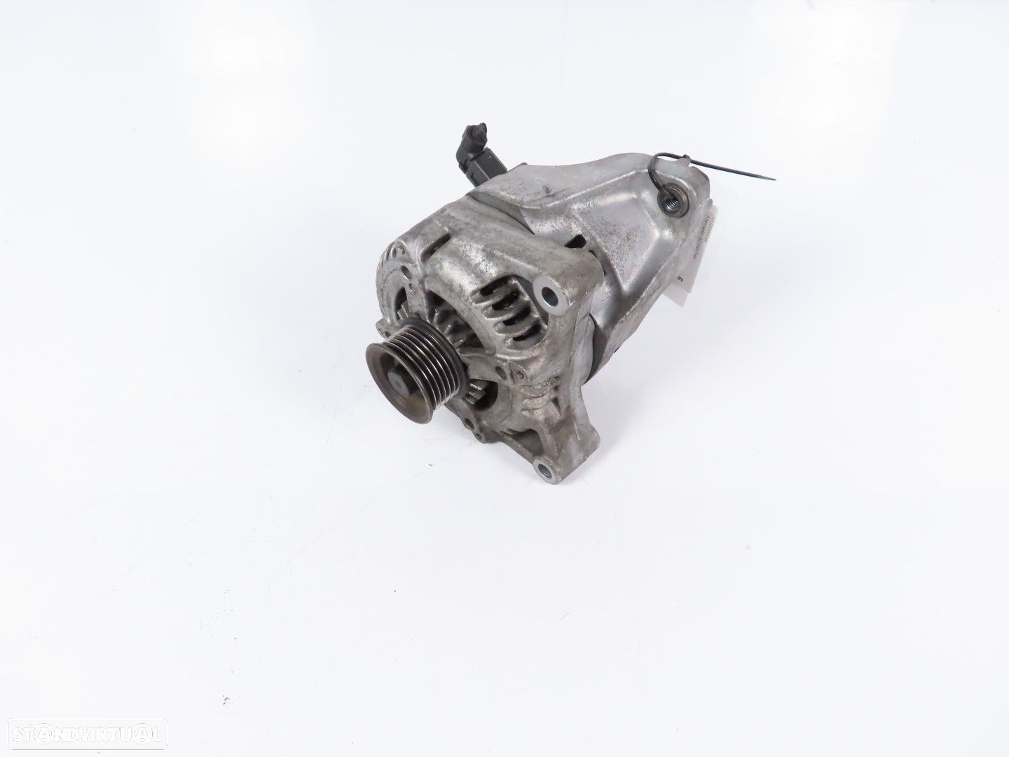 Alternador (150A) Usado / Original BMW 5 (F10)/BMW 5 Touring (F11)/BMW X3 (F25)/... - 1