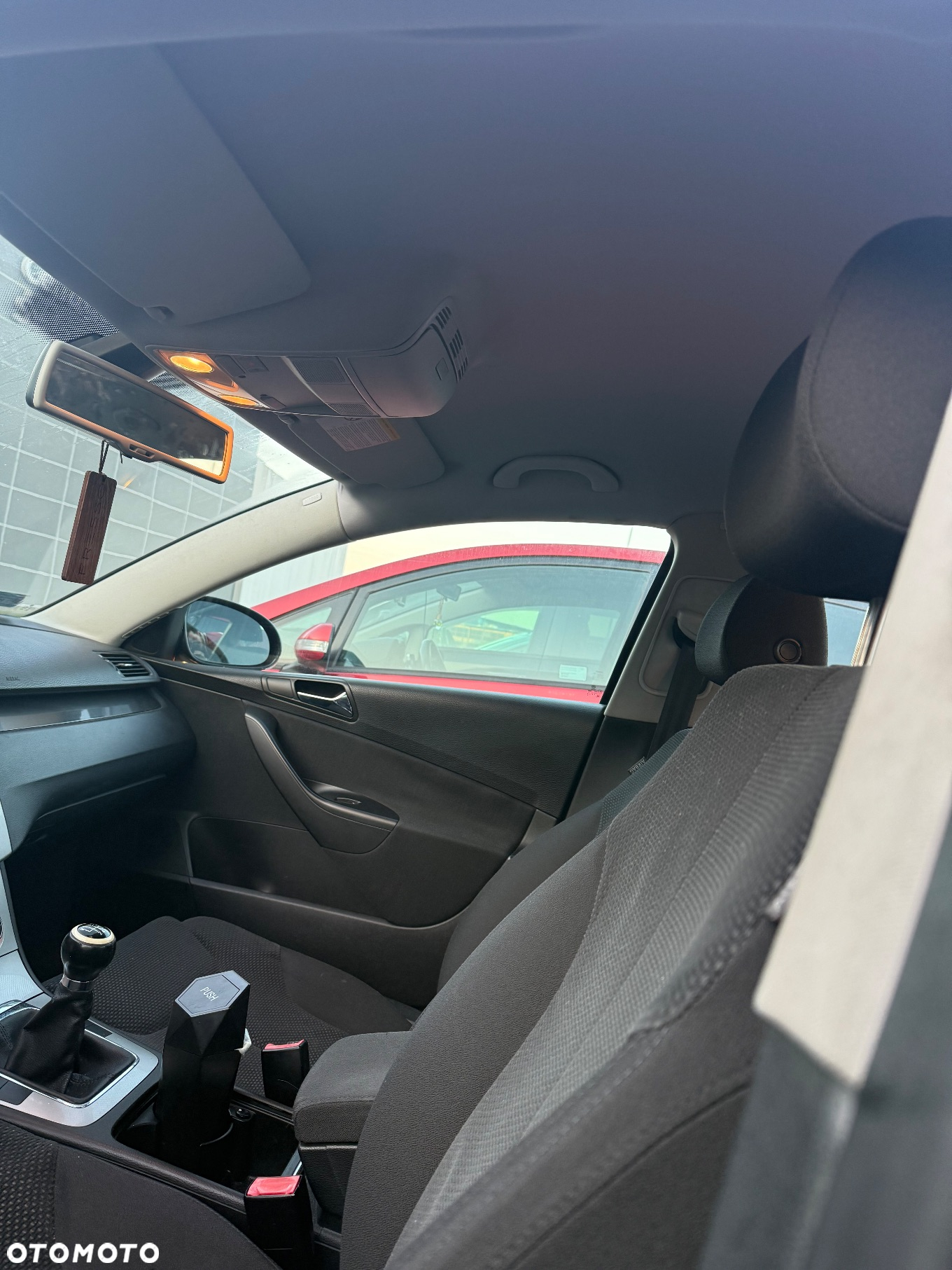 Volkswagen Passat - 24